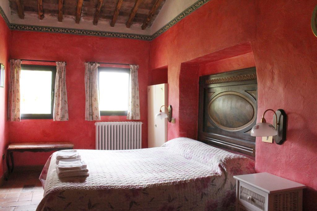 سيينا Agriturismo La Grotta Di Montecchino المظهر الخارجي الصورة